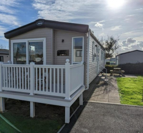 PEACEFUL HOMELY Caravan IN LOVELY CUL DE SAC Littlesea Haven Weymouth